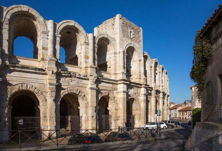 Superbe Appartement Avec Vue Arles Exterior foto
