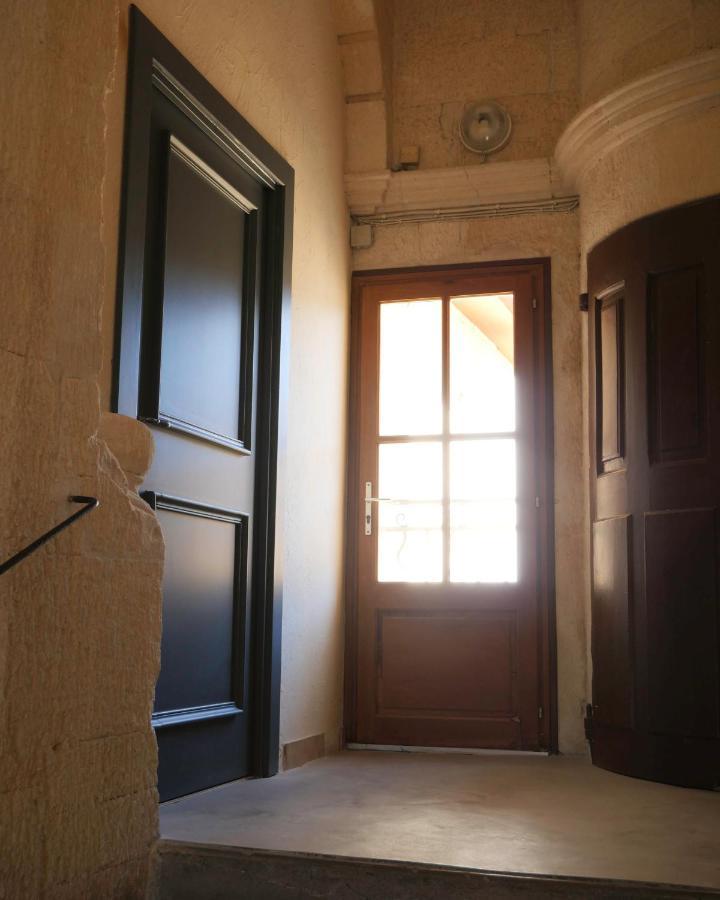 Superbe Appartement Avec Vue Arles Exterior foto